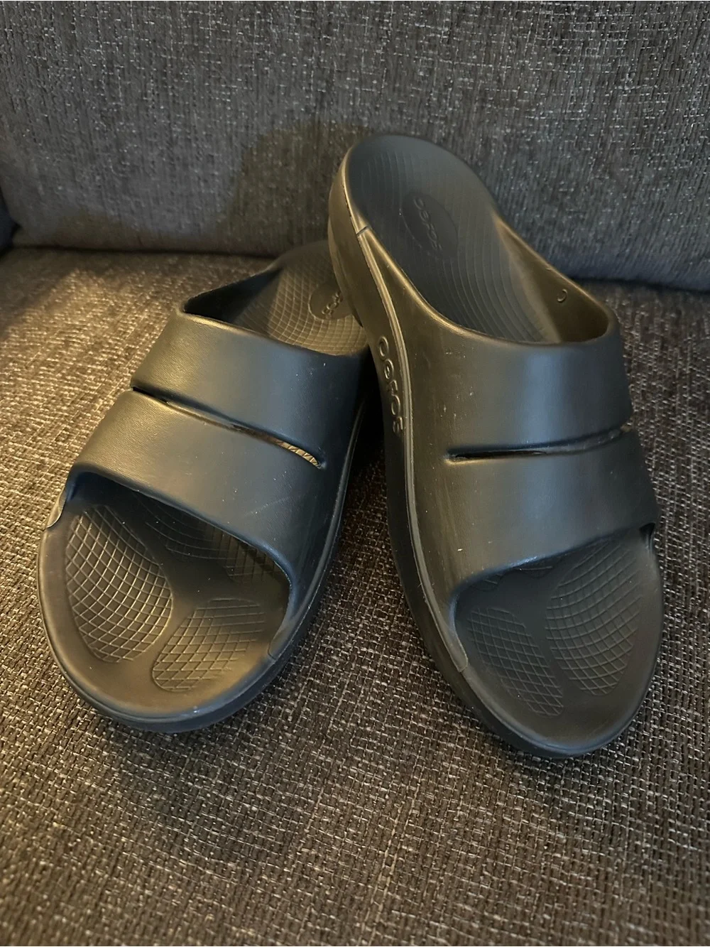 OOFOS Men's Black Slide Sandals